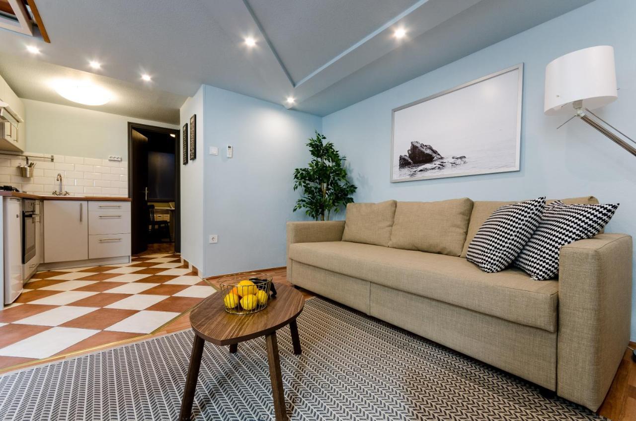Paulay'S Studio Apartment In The City Center. บูดาเปสต์ ภายนอก รูปภาพ