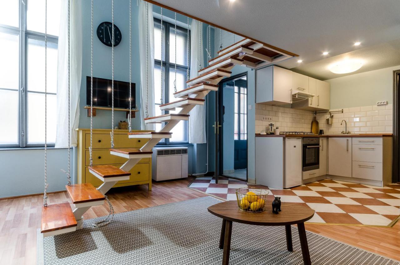 Paulay'S Studio Apartment In The City Center. บูดาเปสต์ ภายนอก รูปภาพ